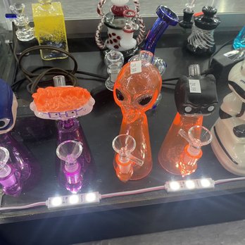 Kali Kush Smoke Shop - Retro bongs - Tobacco Shops Near Me - Phoenix, Arizona Kali Kush Smoke Shop - Retro bongs - Tobacco Shops Near Me - Phoenix, Arizona