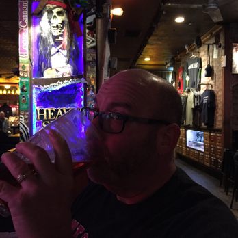 Max's Taphouse - too big to even lift - American Near Me - Baltimore, Maryland