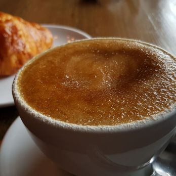 Barefoot Coffee Campbell - Café latte crème brûlée : capp + caramelized turbinado sugar, $4.50. It comes w/ 2 shots espresso & frothed milk. - Coffee & Tea Near Me - Campbell, California