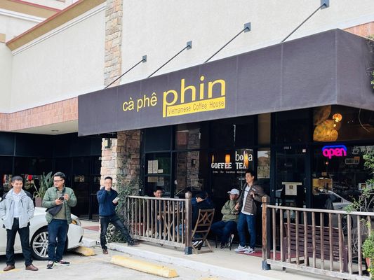 Ca phe Phin - Vietnamese coffee & tea, bubble tea house, bakery. by null