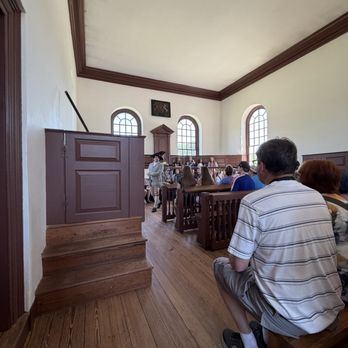 Colonial Williamsburg - Court is in session - Tours Near Me - Williamsburg, Virginia