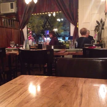 Lanna Thai Restaurant - Interest decor. Authentic Thai. - Thai Near Me - North Melbourne, VIC