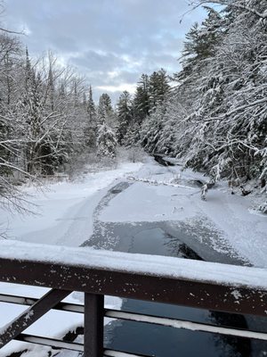 Arrowhead Provincial Park by null