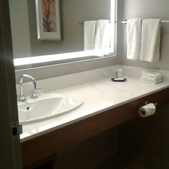 Pan Pacific - #273 bathroom - Hotels Near Me - Toronto, Ontario
