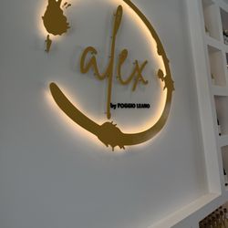 Alex by Poggio Leano