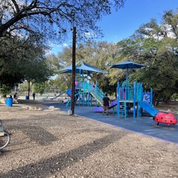 Raymond Russell County Park - Cute playground