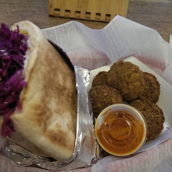 Shaloha PITA - shawarma (pita bread, curry chicken, purple cabbage) plus a side of felafels - Sandwiches Near Me - Honolulu, Hawaii Shaloha PITA - shawarma (pita bread, curry chicken, purple cabbage) plus a side of felafels - Sandwiches Near Me - Honolulu, Hawaii