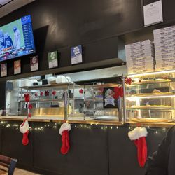 Salvo's Pizza - Pizza counter