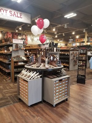 Boot Barn 1989 E Pacheco Blvd Los Banos Ca Shoe Stores Mapquest Boot Barn 1989 E Pacheco Blvd Los Banos Ca Shoe Stores Mapquest