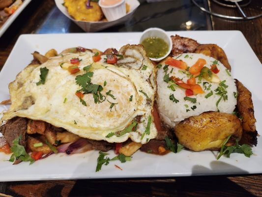 Cali N Tito's by null