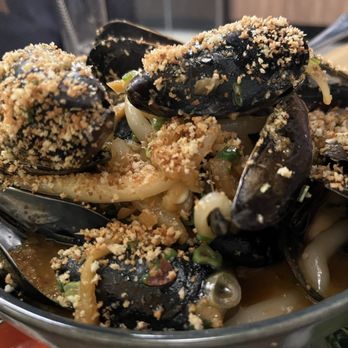 Phoenix Palace - Mussels - Cantonese Near Me - New York, New York