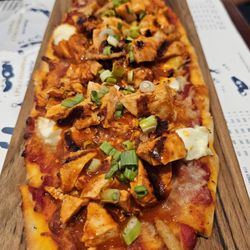 Golf Clubs At The Tribute - Buffalo chicken flatbread