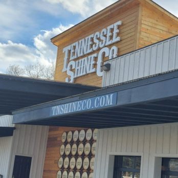 Tennessee Shine - Main entrance. - Distilleries Near Me - Sevierville, Tennessee Tennessee Shine - Main entrance. - Distilleries Near Me - Sevierville, Tennessee