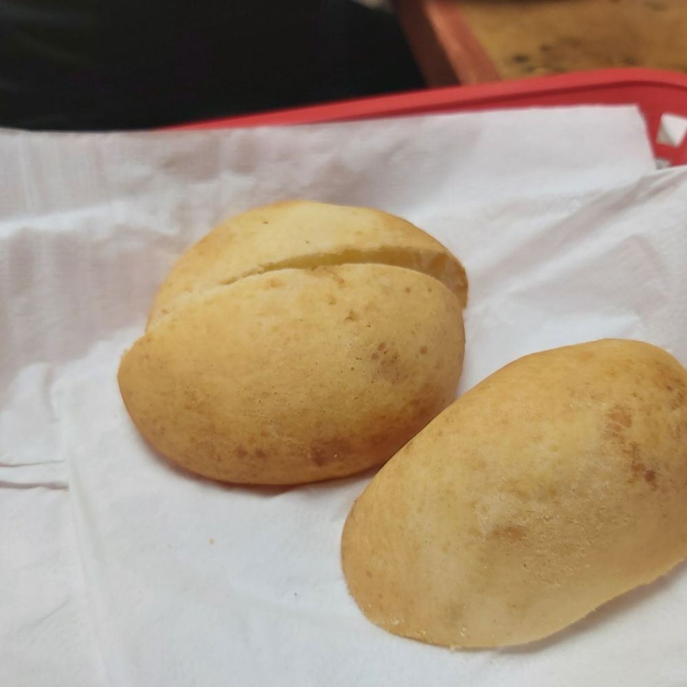 Cafe & Sabor - Pan de bono - Colombian Near Me - Richmond, Virginia