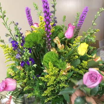 Petersons Flower Market - Florists Near Me - Delray Beach, Florida