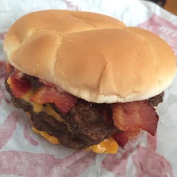 Wendy's - Son of baconator - Fast Food Near Me - Flemington, New Jersey