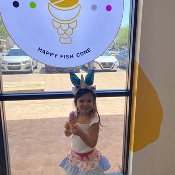 Somisomi - Happy girl enjoying her dessert - Desserts Near Me - Chandler, Arizona Somisomi - Happy girl enjoying her dessert - Desserts Near Me - Chandler, Arizona