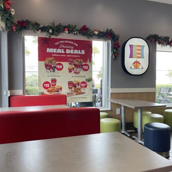 Jollibee - Inside - Chicken Shop Near Me - Jacksonville, Florida