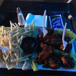 Post Billiards Cafe - 12 piece spicy wings with fries yummy