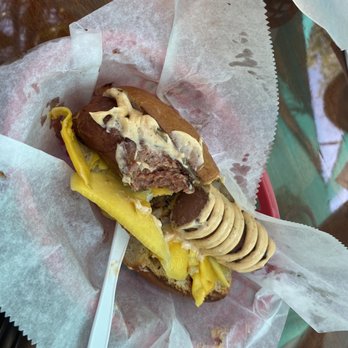 Garbo's Grill - Hot dog - Food Trucks Near Me - Key West, Florida Garbo's Grill - Hot dog - Food Trucks Near Me - Key West, Florida