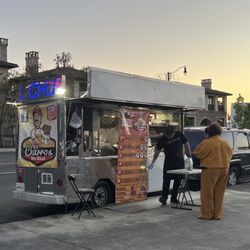 Churros Don Abel - The cart parked on Whittier Blvd