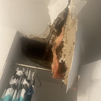 Amara  - Master bathroom - Apartments Near Me - Phoenix, Arizona