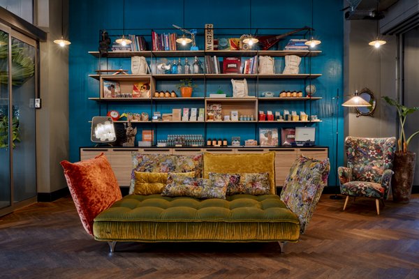 Max Brown Hotel 7th District by null