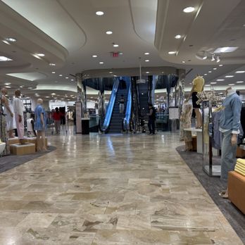 Macy's - Department Stores Near Me - Bridgewater, New Jersey