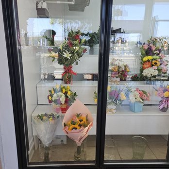 Honey's Flowers - Florists Near Me - South Gate, California Honey's Flowers - Florists Near Me - South Gate, California