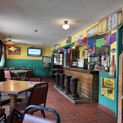 La Lena Mexican Restaurant - Dining area