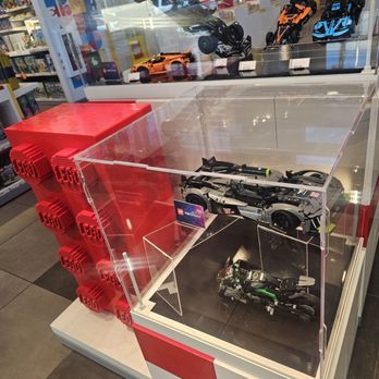 Lego Store Downtown Summerlin - Toy Stores Near Me - Las Vegas, Nevada Lego Store Downtown Summerlin - Toy Stores Near Me - Las Vegas, Nevada