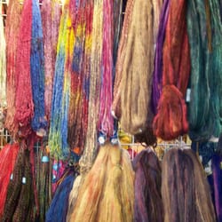 Amanda's Art-Yarn - Hand dyed specialty yarns.