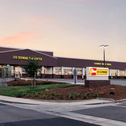 Les Schwab Tire Center