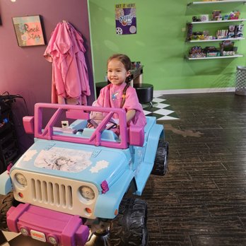 Sharkey's Cuts for Kids - Hair Salons Near Me - Gilbert, Arizona Sharkey's Cuts for Kids - Hair Salons Near Me - Gilbert, Arizona