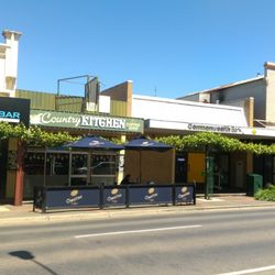 St Arnaud Country Kitchen - Outside