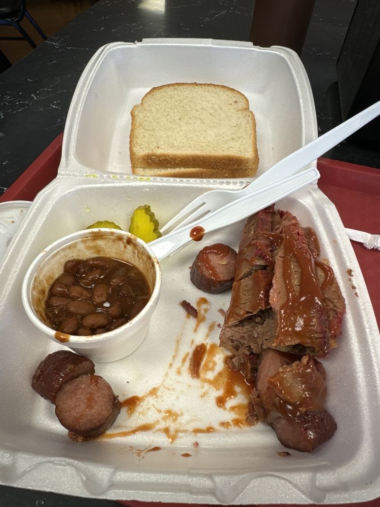 Bob's Bar-B-Que Logo