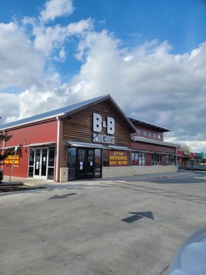 B&B Smokehouse by null