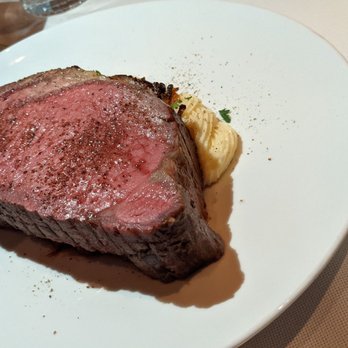 Rare Steakhouse - King pirme rib - Steakhouses Near Me - Everett, Massachusetts