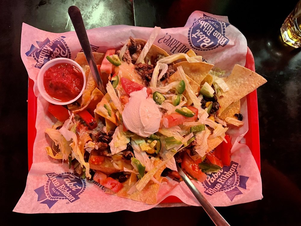 MOES AND JOE’S TAVERN 137 Photos & 164 Reviews Dive Bars 1033 N