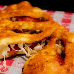 Snappy Tomato Pizza - Calzone-Snappy Tomato Pizza
