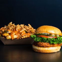 UNiQ Burger - UNiQ Chicken