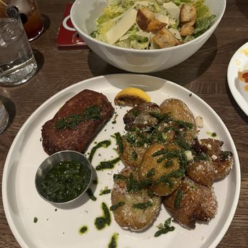 Spirit Elephant - Steak & crispy potatoes with Spirit Caesar - Vegan Near Me - Winnetka, Illinois Spirit Elephant - Steak & crispy potatoes with Spirit Caesar - Vegan Near Me - Winnetka, Illinois