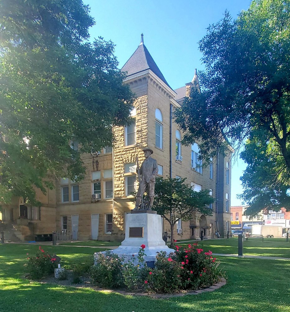 ADAIR COUNTY COURTHOUSE 106 W Washington St, Kirksville, Missouri Landmarks & Historical