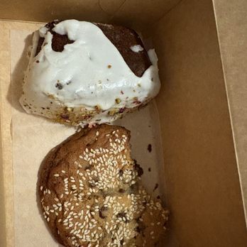 Savi Bakery - Bakeries Near Me - Reno, Nevada
