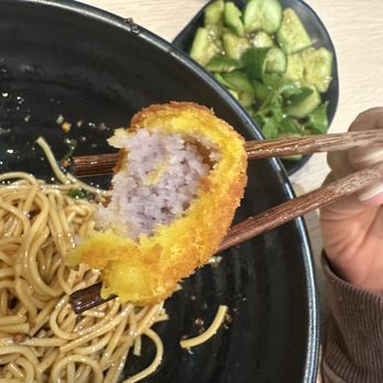 Dumpling & Co - Crispy Taro Sweet Potato Balls(6pcs) - Dim Sum Near Me - Upland, California Dumpling & Co - Crispy Taro Sweet Potato Balls(6pcs) - Dim Sum Near Me - Upland, California