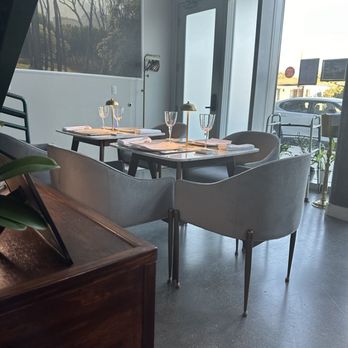 Da Barbara - An intimate room - Italian Near Me - Los Angeles, California
