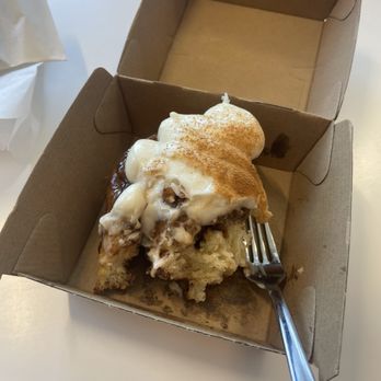 To Live For Bakery - Cinnamon roll - yum!!!!! - Bakeries Near Me - Vancouver, British Columbia To Live For Bakery - Cinnamon roll - yum!!!!! - Bakeries Near Me - Vancouver, British Columbia
