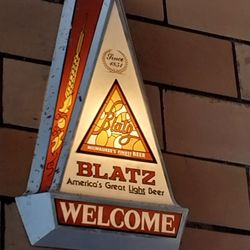 Beer Shop - Vintage Blatz lighted sign