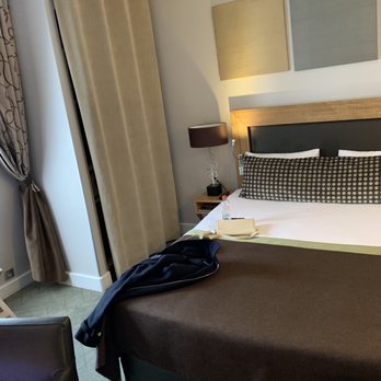Hotel Galileo - Hotels Near Me - Paris, 75 Hotel Galileo - Hotels Near Me - Paris, 75