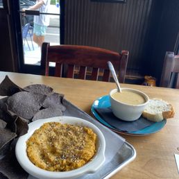 Hummus + bisque